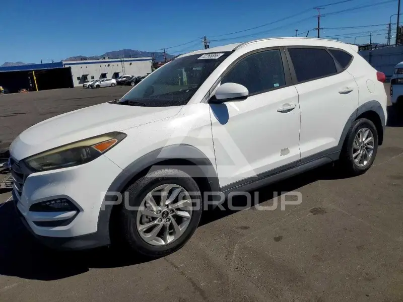 2016 Hyundai Tucson photo