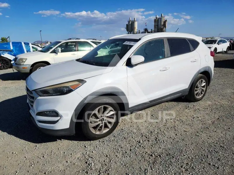 2016 Hyundai Tucson photo