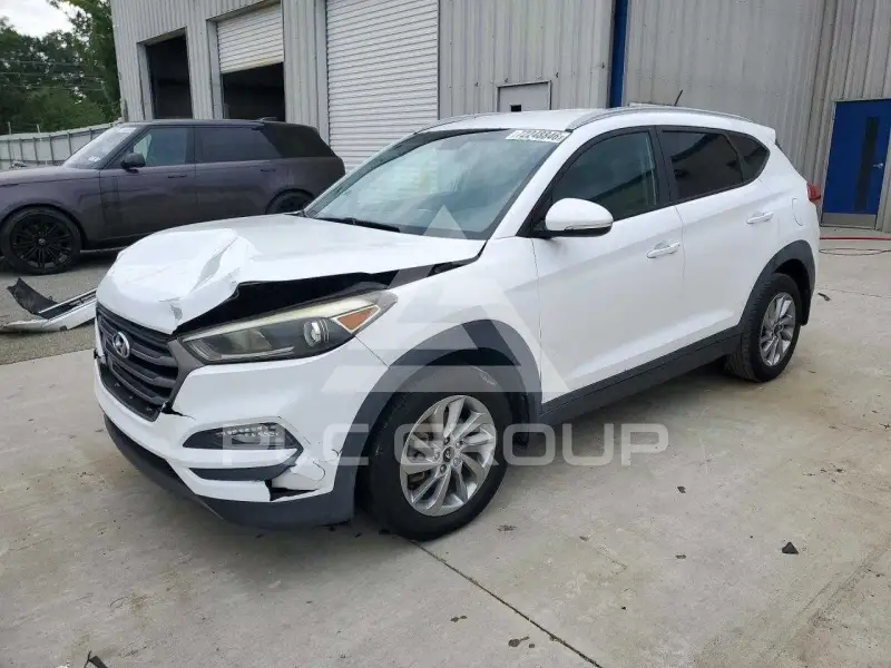 2016 Hyundai Tucson photo