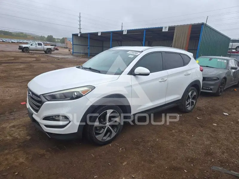 2016 Hyundai Tucson photo