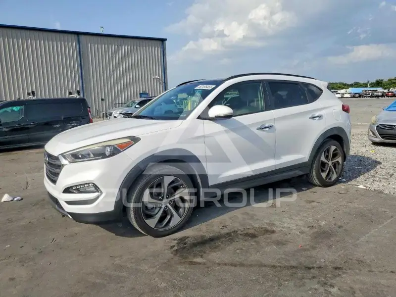 2016 Hyundai Tucson photo