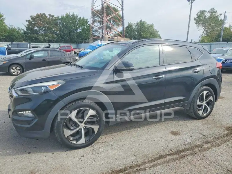 2016 Hyundai Tucson photo