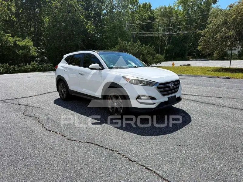 2016 Hyundai Tucson photo