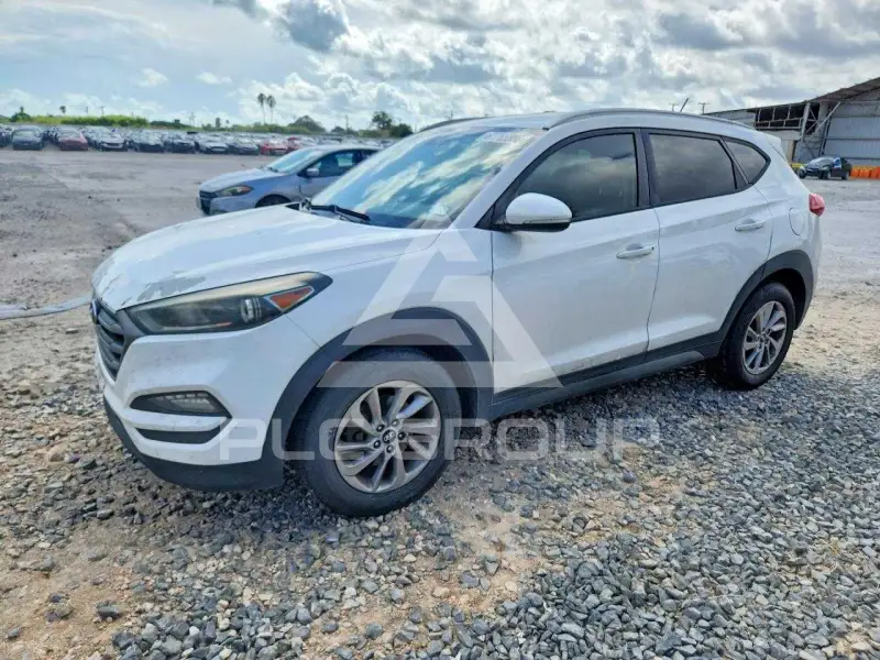 2016 Hyundai Tucson photo
