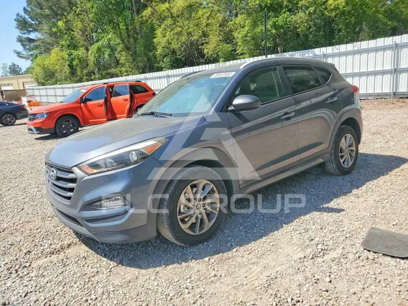 2016 Hyundai Tucson photo