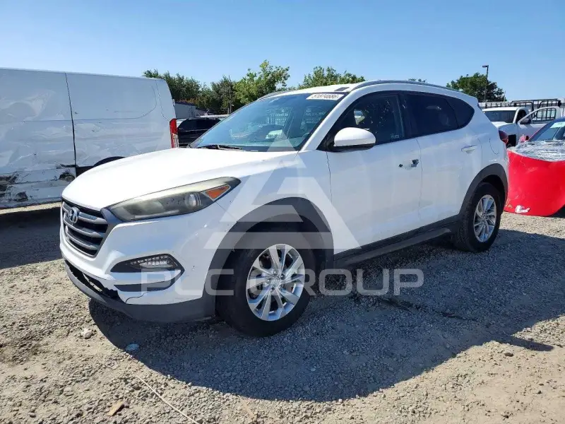 2016 Hyundai Tucson photo