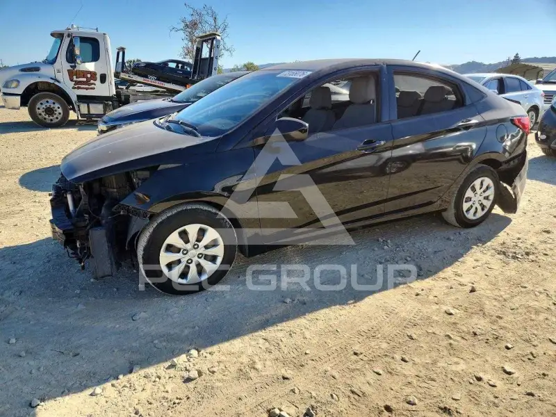 2016 Hyundai Accent photo