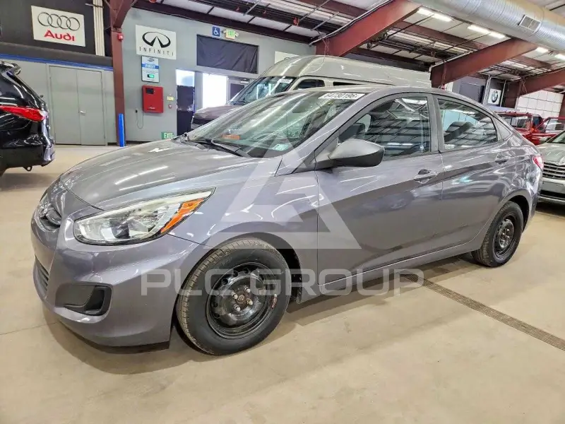 2016 Hyundai Accent photo