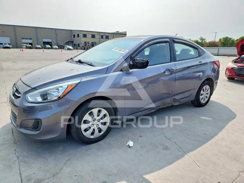 2016 Hyundai Accent photo