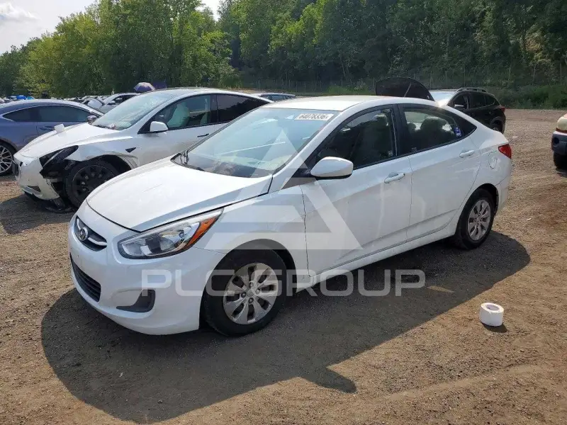 2016 Hyundai Accent photo