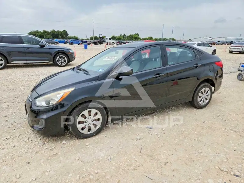 2016 Hyundai Accent photo