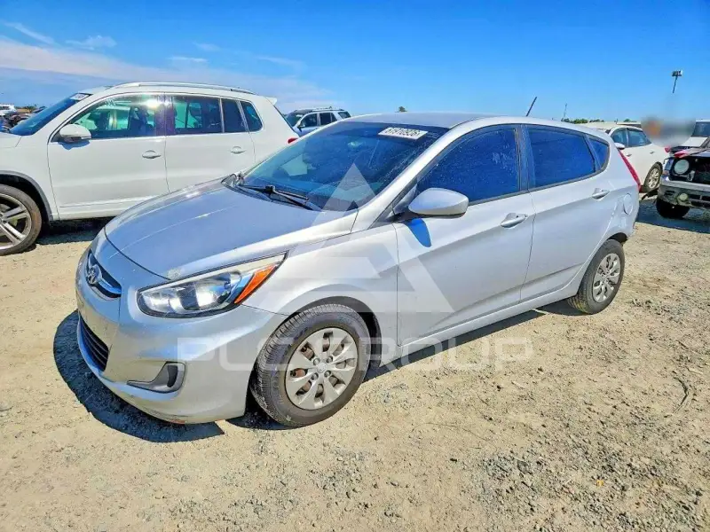 2016 Hyundai Accent photo