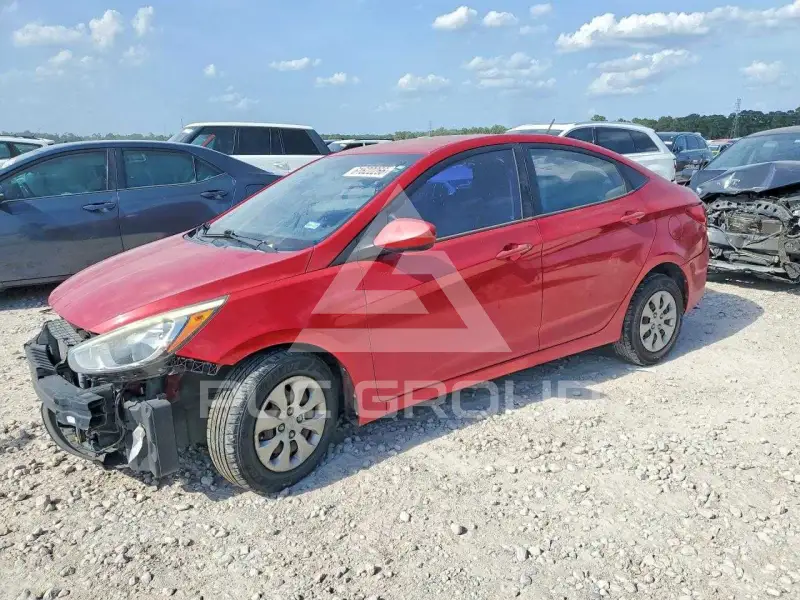2016 Hyundai Accent photo