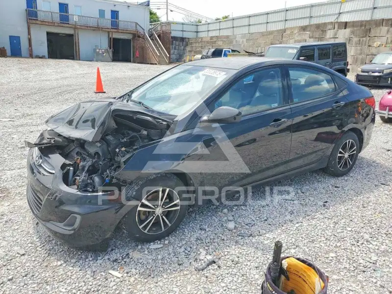 2016 Hyundai Accent photo