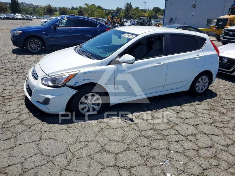 2016 Hyundai Accent photo