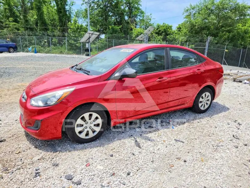 2016 Hyundai Accent photo