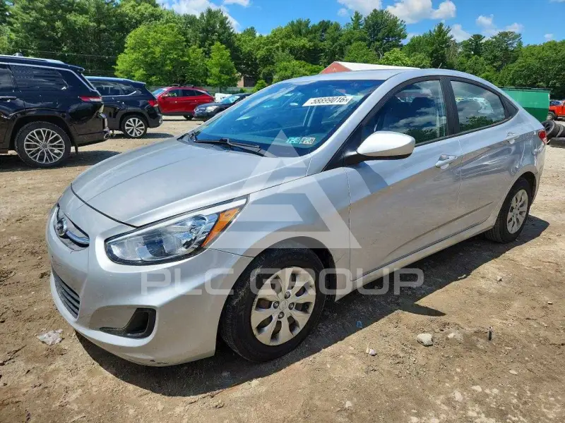 2016 Hyundai Accent photo