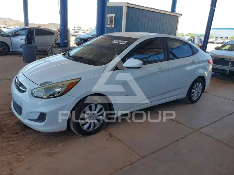 2016 Hyundai Accent photo