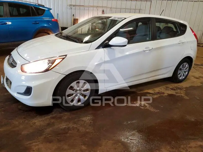 2016 Hyundai Accent photo
