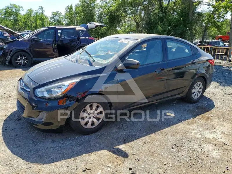 2016 Hyundai Accent photo