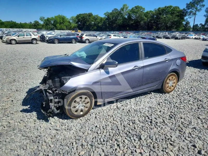 2016 Hyundai Accent photo