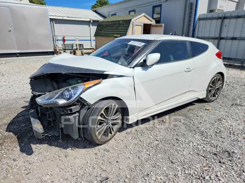 2016 Hyundai Veloster photo
