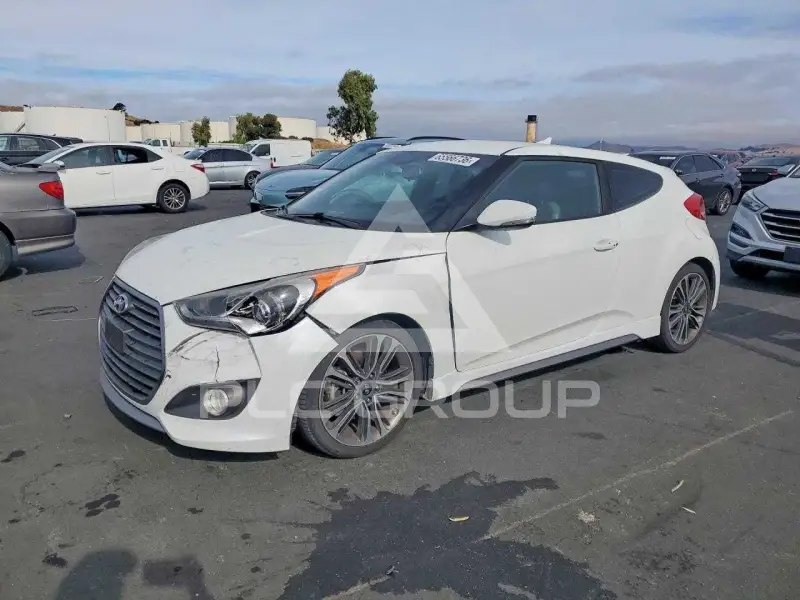 2016 Hyundai Veloster photo