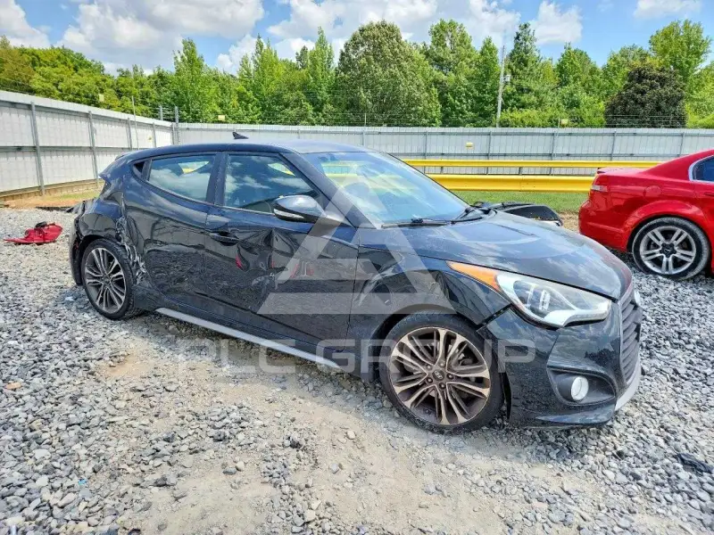 2016 Hyundai Veloster фото