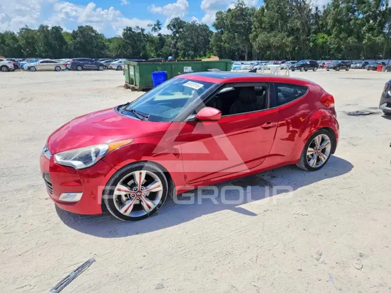 2016 Hyundai Veloster photo