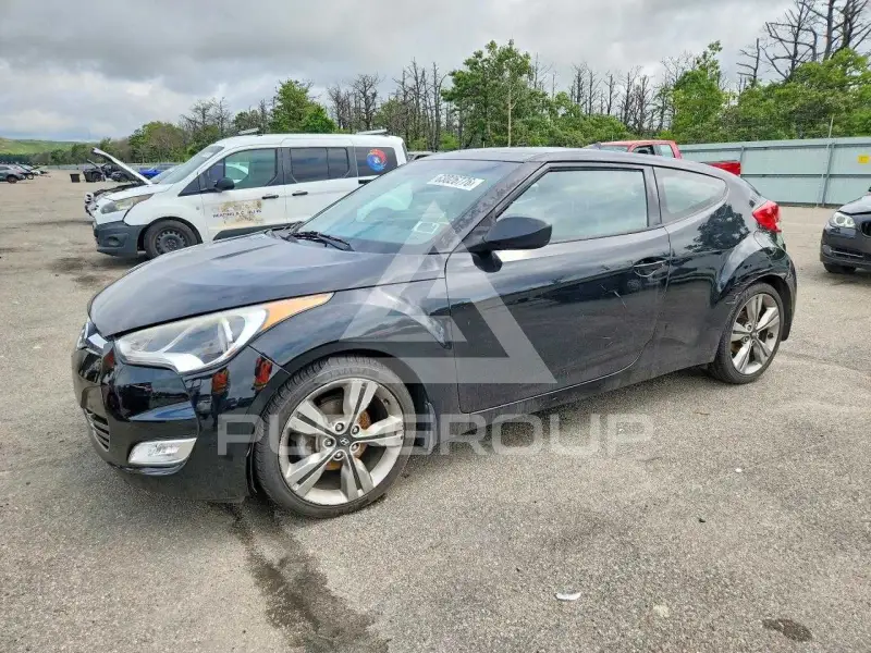 2016 Hyundai Veloster photo