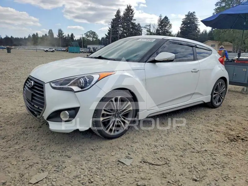 2016 Hyundai Veloster photo