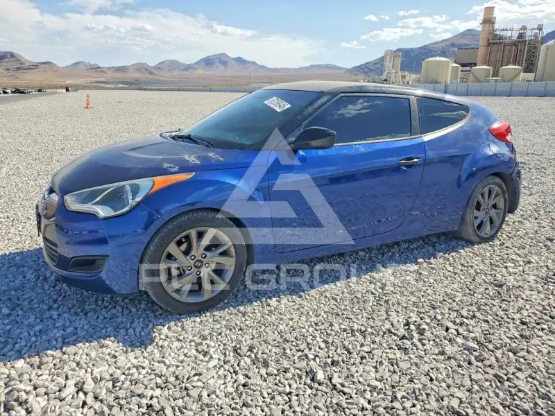 2016 Hyundai Veloster photo