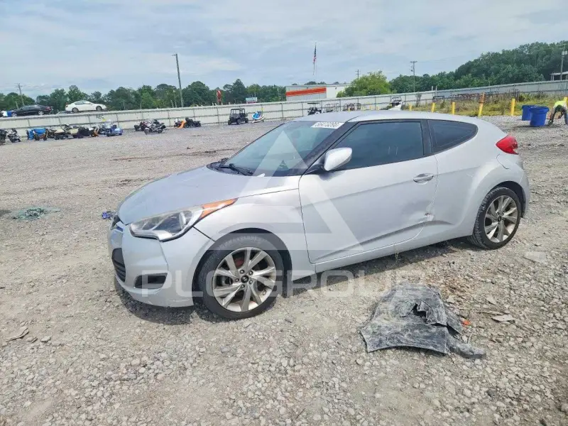 2016 Hyundai Veloster photo