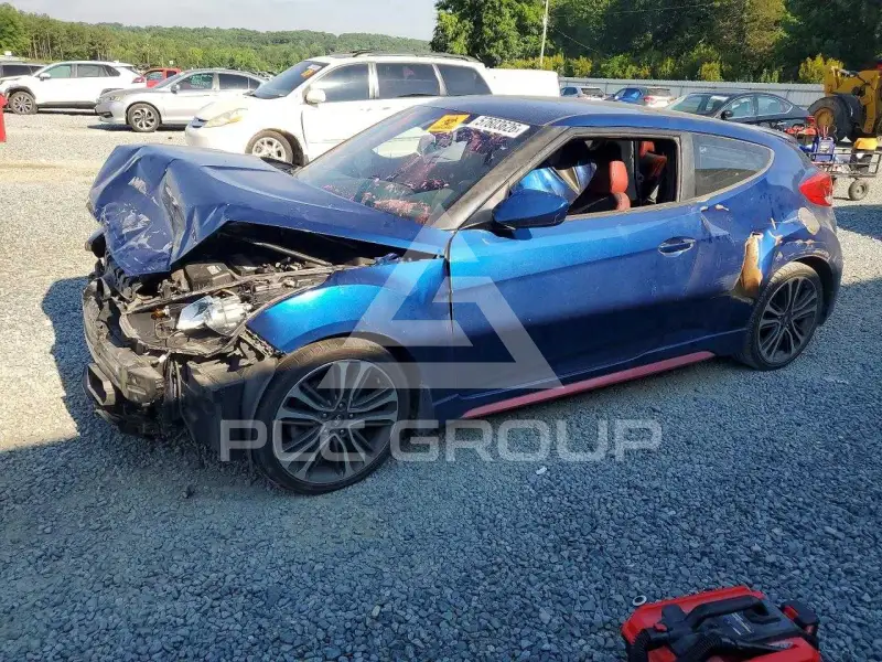 2016 Hyundai Veloster photo