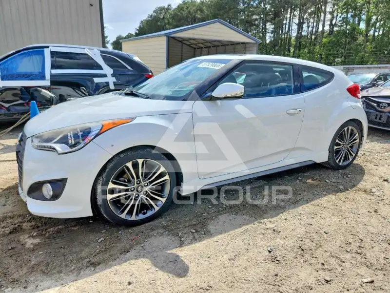 2016 Hyundai Veloster фото