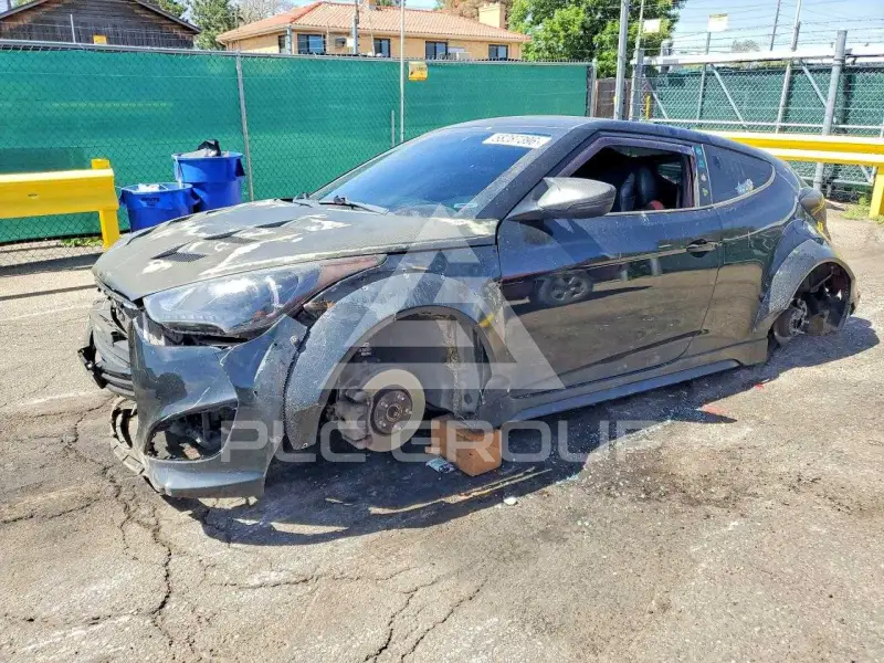 2016 Hyundai Veloster photo