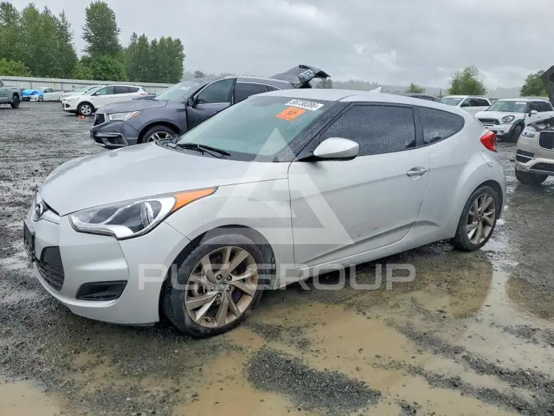 2016 Hyundai Veloster photo