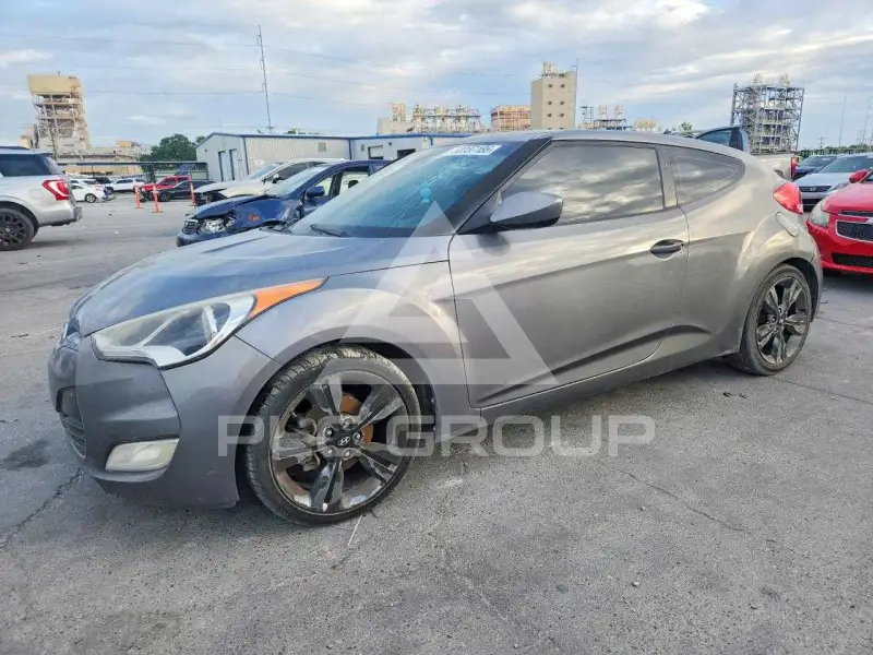 2016 Hyundai Veloster фото