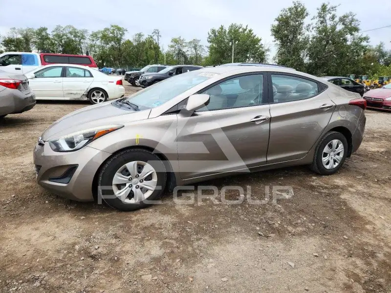 2016 Hyundai Elantra фото