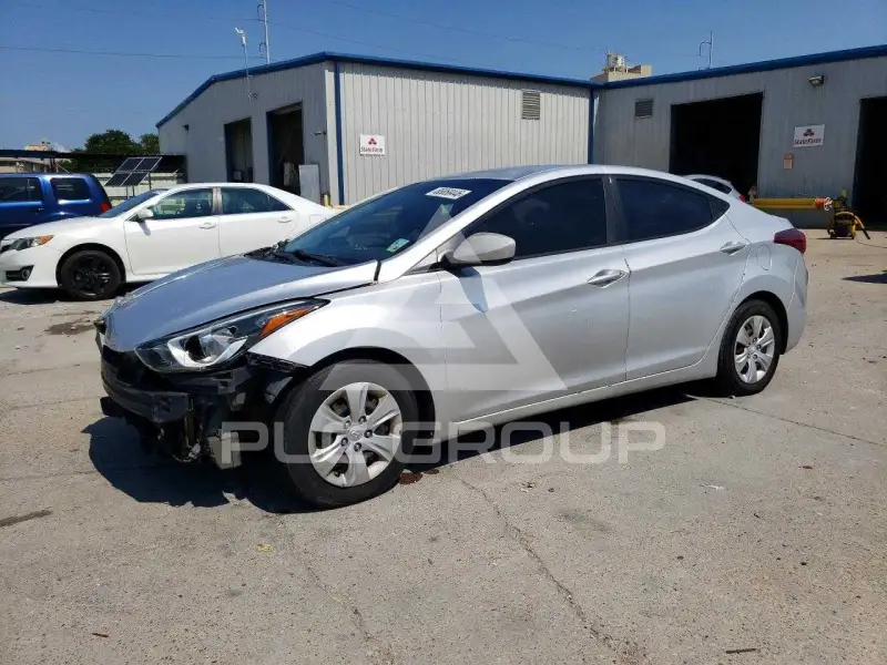 2016 Hyundai Elantra фото