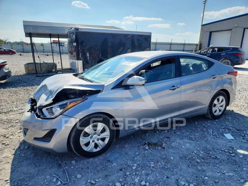 2016 Hyundai Elantra фото