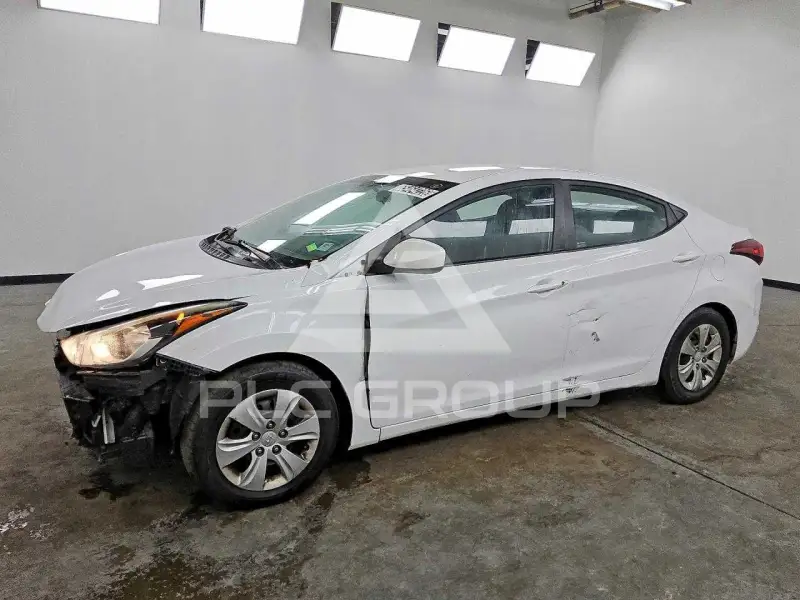2016 Hyundai Elantra photo