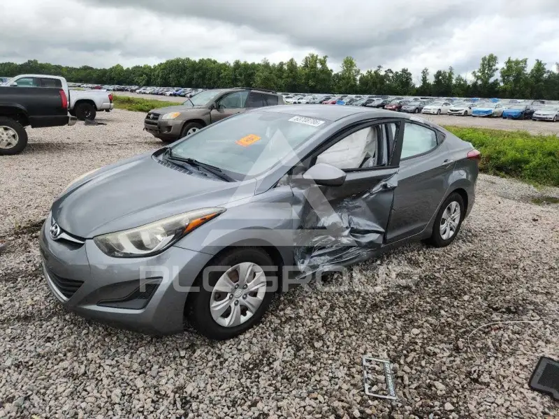 2016 Hyundai Elantra photo