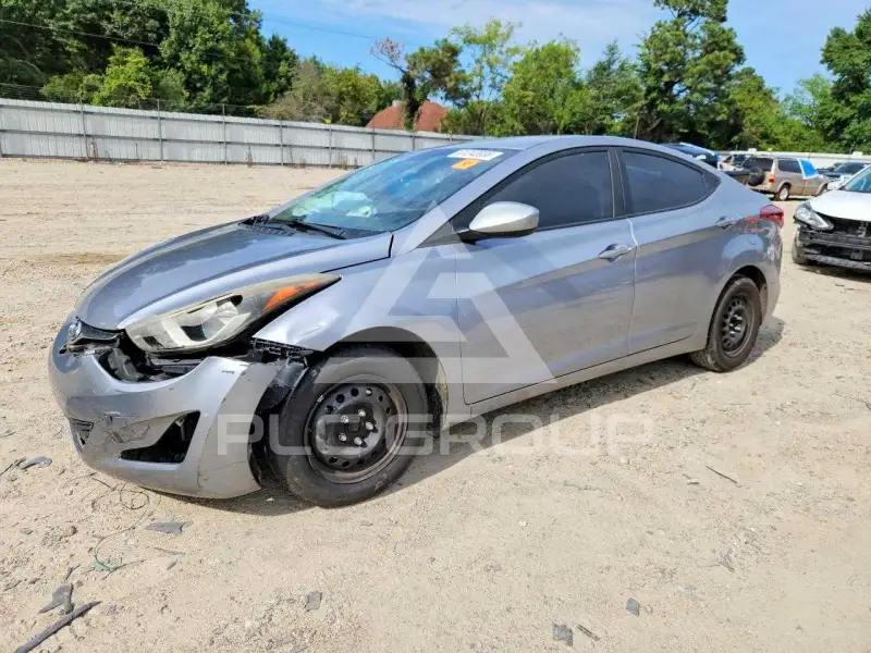 2016 Hyundai Elantra photo