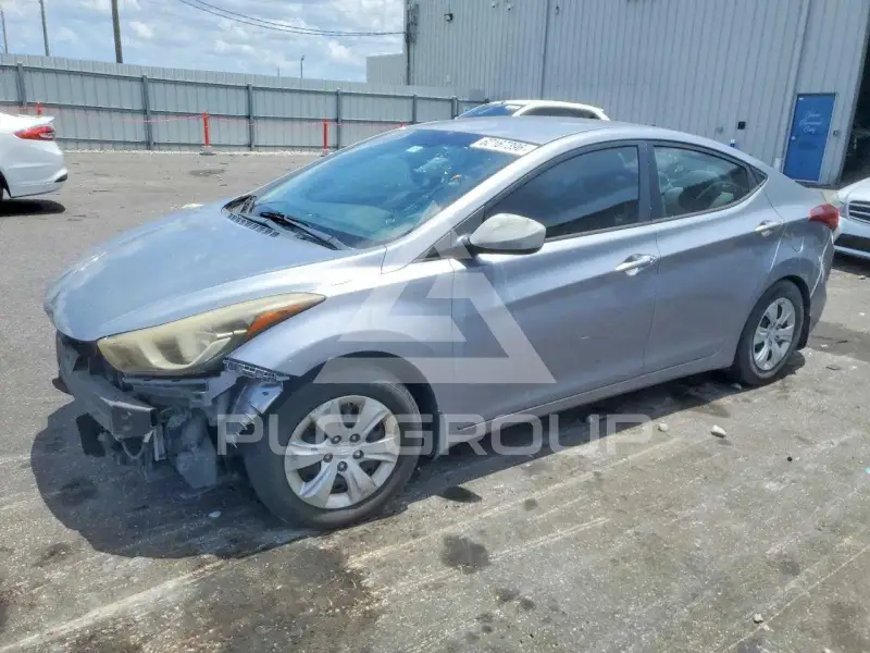 2016 Hyundai Elantra фото