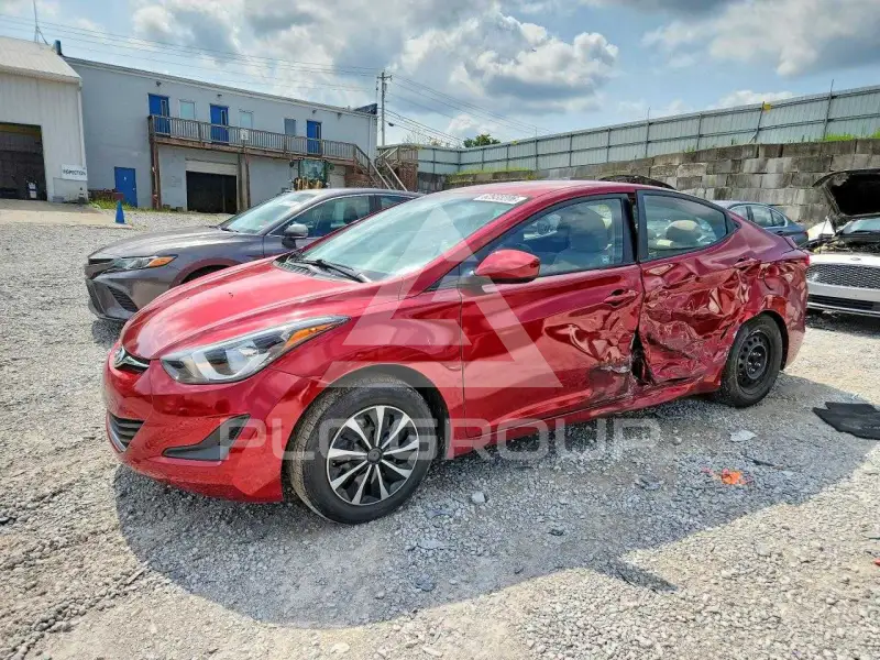 2016 Hyundai Elantra фото