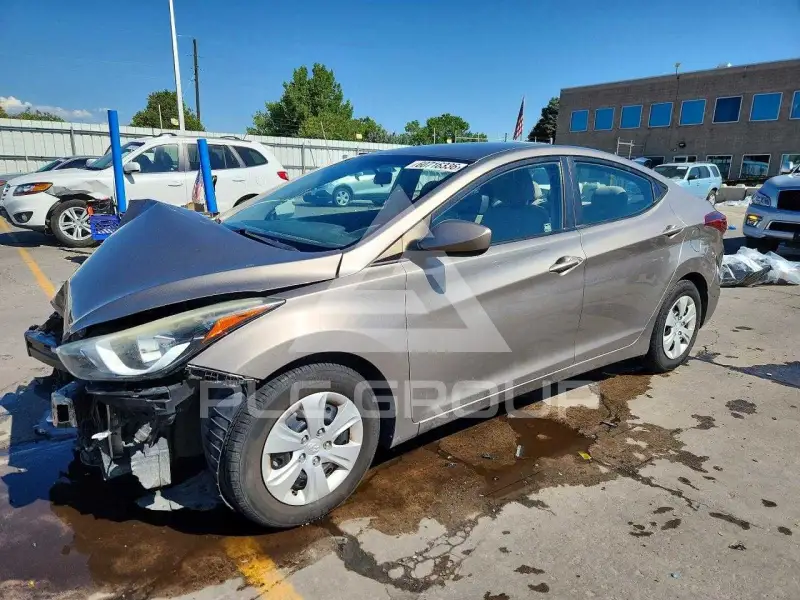 2016 Hyundai Elantra photo
