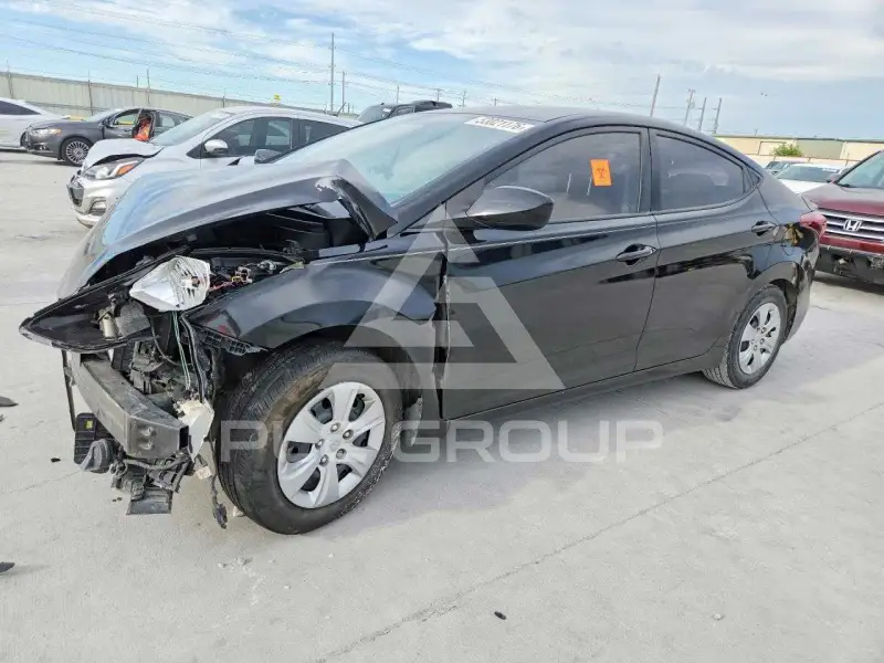 2016 Hyundai Elantra photo