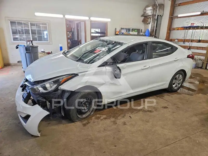 2016 Hyundai Elantra photo
