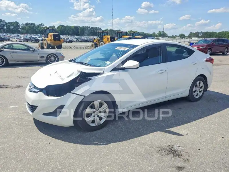 2016 Hyundai Elantra photo